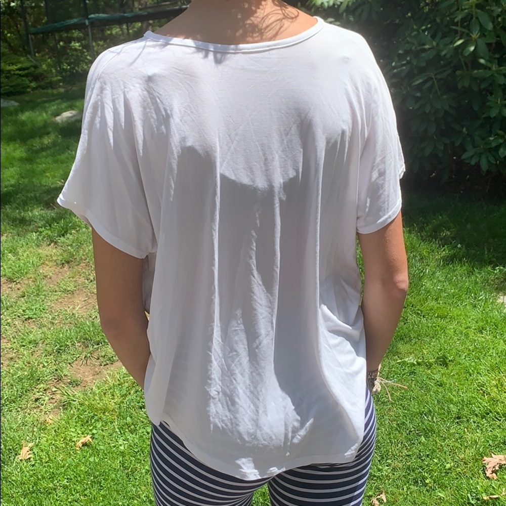 Knot tee - Picture 2 of 2